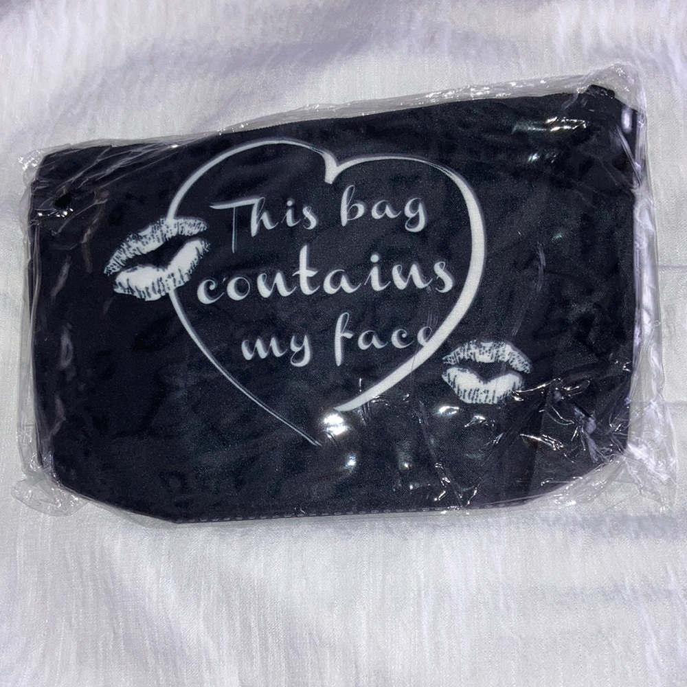 Cosmetic Case Black and White NWOT - Picture 13 of 13